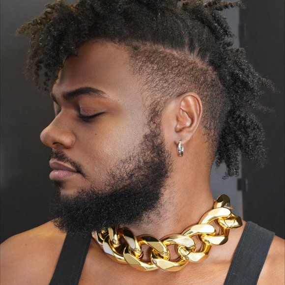 1.5" Thick Gold Chain Choker - Picture 3 of 3